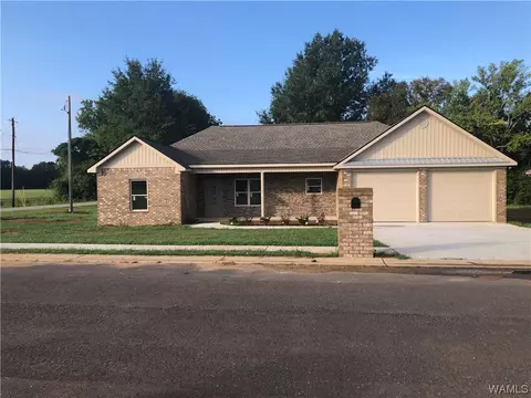 21 Warrior Ridge Dr, Moundville, AL 35474