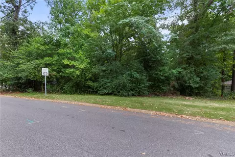 110 Arcadia Dr, Tuscaloosa, AL 35404