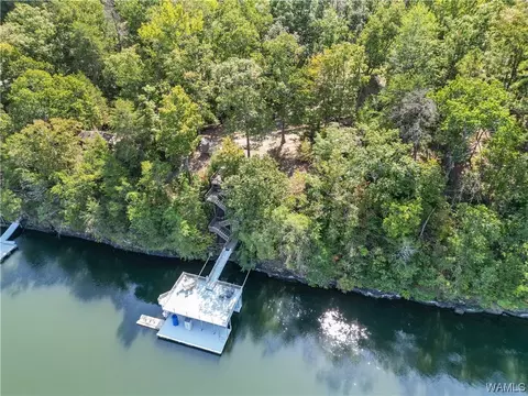 11485 April Sound Dr, Northport, AL 35475