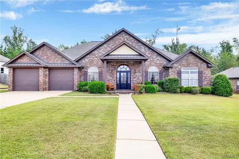 13825 Grand Pointe Blvd, Northport, AL 35475
