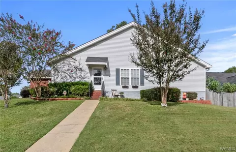 2639 Meadowlark Ln, Northport, AL 35476