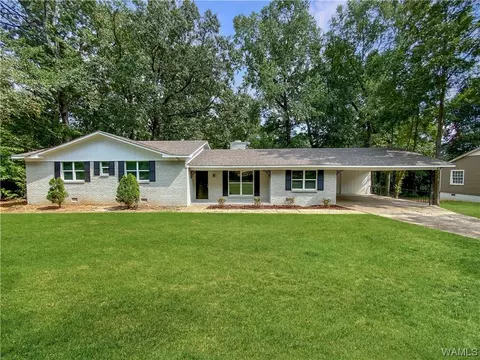 6215 Green Acres Dr, Tuscaloosa, AL 35404