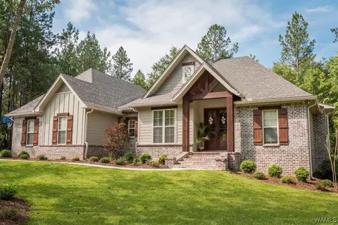 1933 Hargrove Rd E, Tuscaloosa, AL 35405