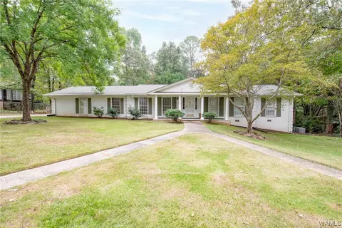 3919 Somerset Pl, Tuscaloosa, AL 35405