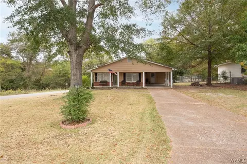 201 Prowell St, Linden, AL 36748