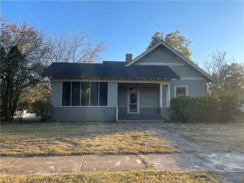 301 W Pettus St, Demopolis, AL 36732