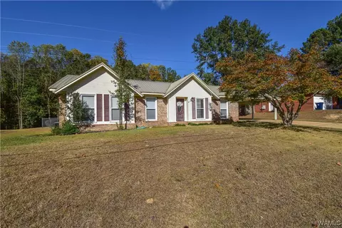 4322 2nd Ave E, Northport, AL 35473