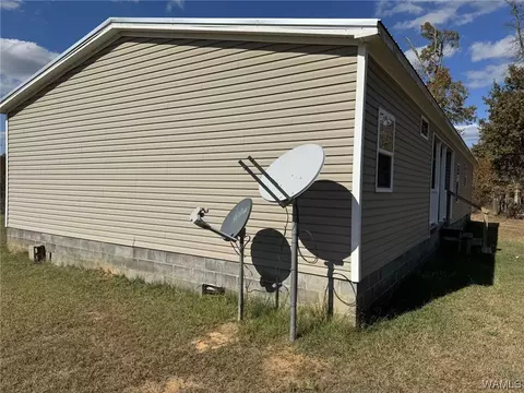 85 Bluewater Cutoff Rd, Berry, AL 35546 photo 3