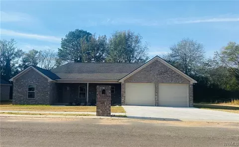 65 Warrior Ridge Dr, Moundville, AL 35474