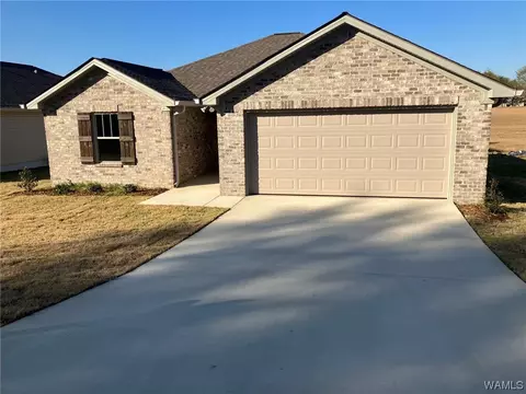 310 23rd St NW, Fayette, AL 35555