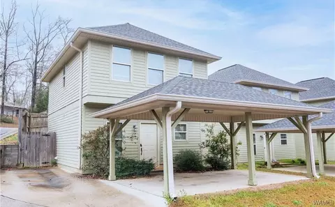 5100 Moores Bridge Aly, Northport, AL 35473
