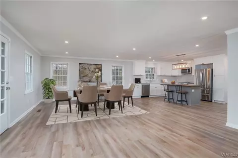 4343 Springhill Dr, Tuscaloosa, AL 35405