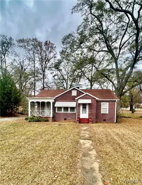 239 Brookland Dr, Winfield, AL 35594