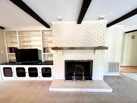 Living - 506 Herbert St, Demopolis, AL 36732 photo 1 of 3
