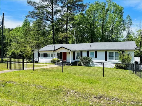 1715 4th Ave E, York, AL 36925 photo 2