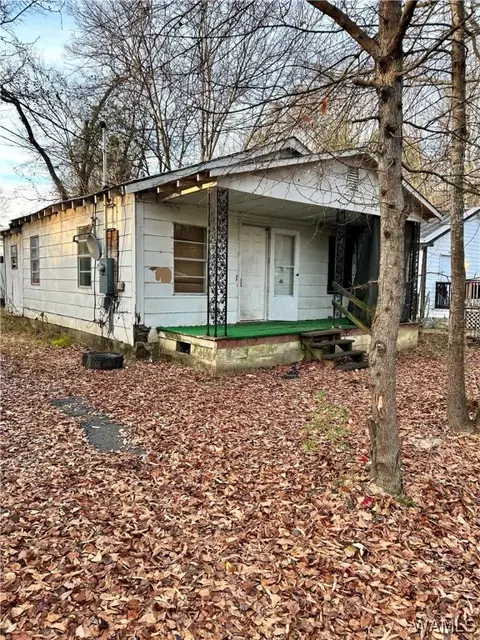 3701 14th St, Northport, AL 35476