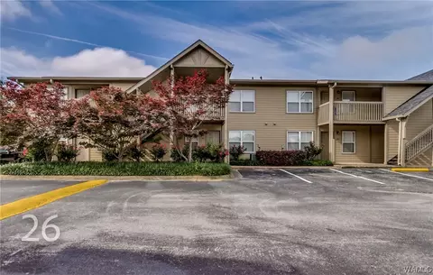 210 15th St E #26, Tuscaloosa, AL 35401