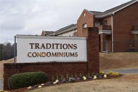 3218 Veterans Memorial Pkwy #813, Tuscaloosa, AL 35404