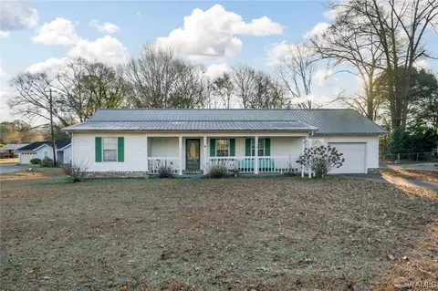 50 6th Ave, Moundville, AL 35474
