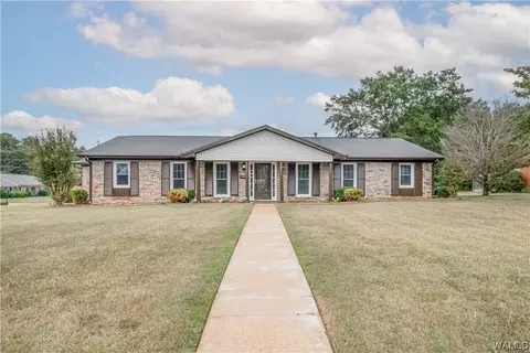 1324 Wakefield Dr, Tuscaloosa, AL 35405