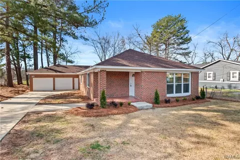714 Greensboro St, Eutaw, AL 35462