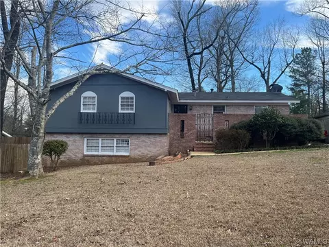 2623 Colonial Dr NE, Tuscaloosa, AL 35404