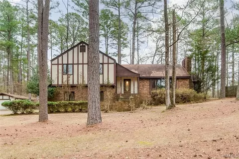 615 5th St NW, Reform, AL 35481