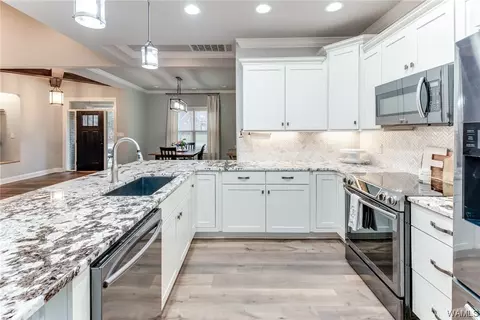 Kitchen - 20719 Waters Vw, Mc Calla, AL 35111 photo 1 of 3