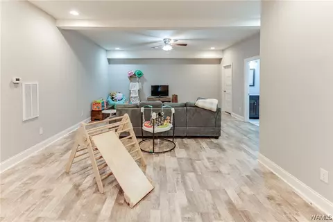 Living - 20719 Waters Vw, Mc Calla, AL 35111 photo 2 of 4