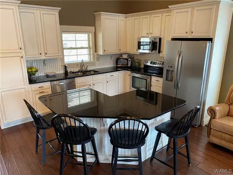 Kitchen - 2266 Two Rivers Rd, Eutaw, AL 35462 photo 3 of 3