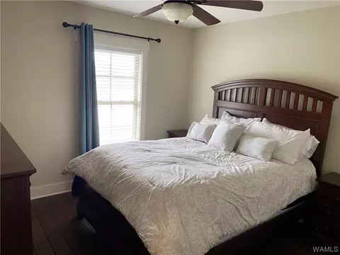 Bedroom - 2266 Two Rivers Rd, Eutaw, AL 35462 photo 2 of 4