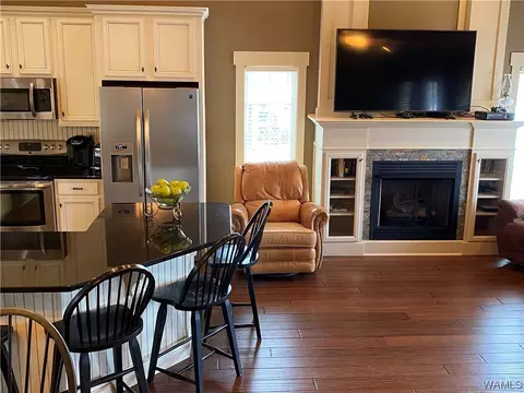 Living - 2266 Two Rivers Rd, Eutaw, AL 35462 photo 2 of 3