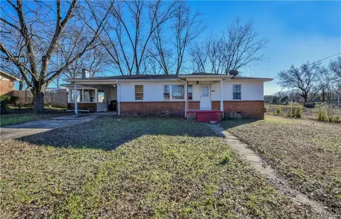 413 39th St E, Tuscaloosa, AL 35405