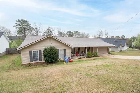 14541 Ole Oak Dr, Coaling, AL 35453