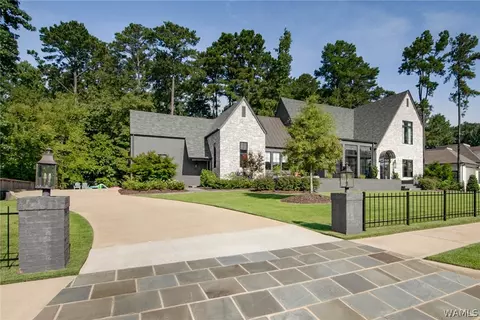5640 Alexander Ave, Tuscaloosa, AL 35406