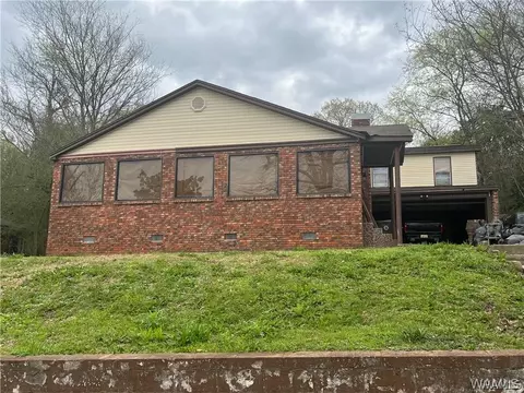 221 Short 24th Ave E, Tuscaloosa, AL 35404