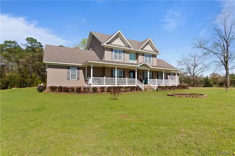 21789 Powers Loop, Moundville, AL 35474
