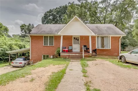 210 Stevenson Dr, Greensboro, AL 36744