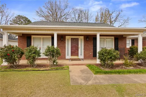 2508 Lauren St, Northport, AL 35475