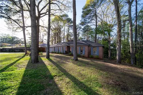 3204 Ontario Dr, Northport, AL 35473