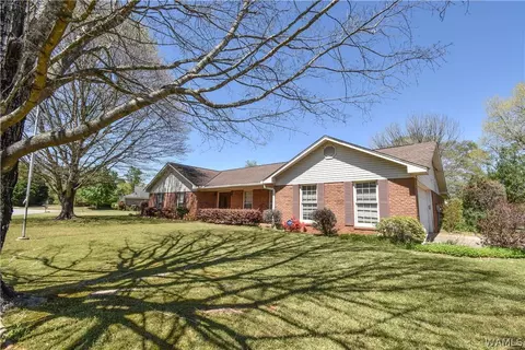 5308 10th St E, Tuscaloosa, AL 35404