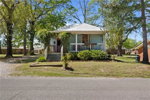 714 30th Ave, Northport, AL 35476