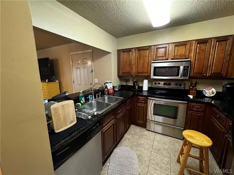 120 15th St E #811, Tuscaloosa, AL 35401