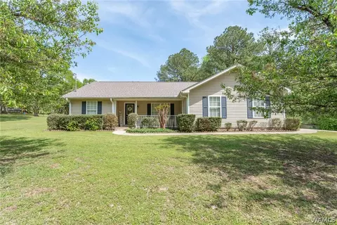 16135 Northwind Cir, Northport, AL 35475