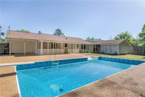 843 Maplewood Dr, Tuscaloosa, AL 35405