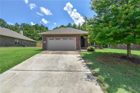387 Ivy Hills Cir, Calera, AL 35040