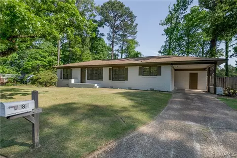 3687 Mayfair Dr, Tuscaloosa, AL 35404