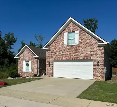 13730 Highland Pointe Dr, Northport, AL 35475