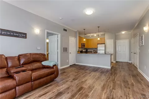 1901 5th Ave E #2104, Tuscaloosa, AL 35401