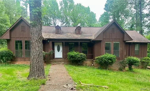 26 Forestwood Dr, Centreville, AL 35042